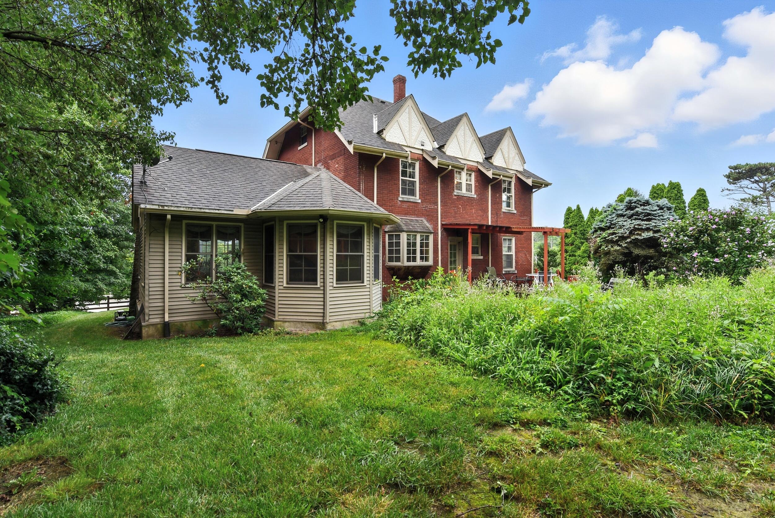 Fort Mitchell, Kentucky, 41017, United States, 3 Bedrooms Bedrooms, ,3 BathroomsBathrooms,Residential,For Sale,1901378