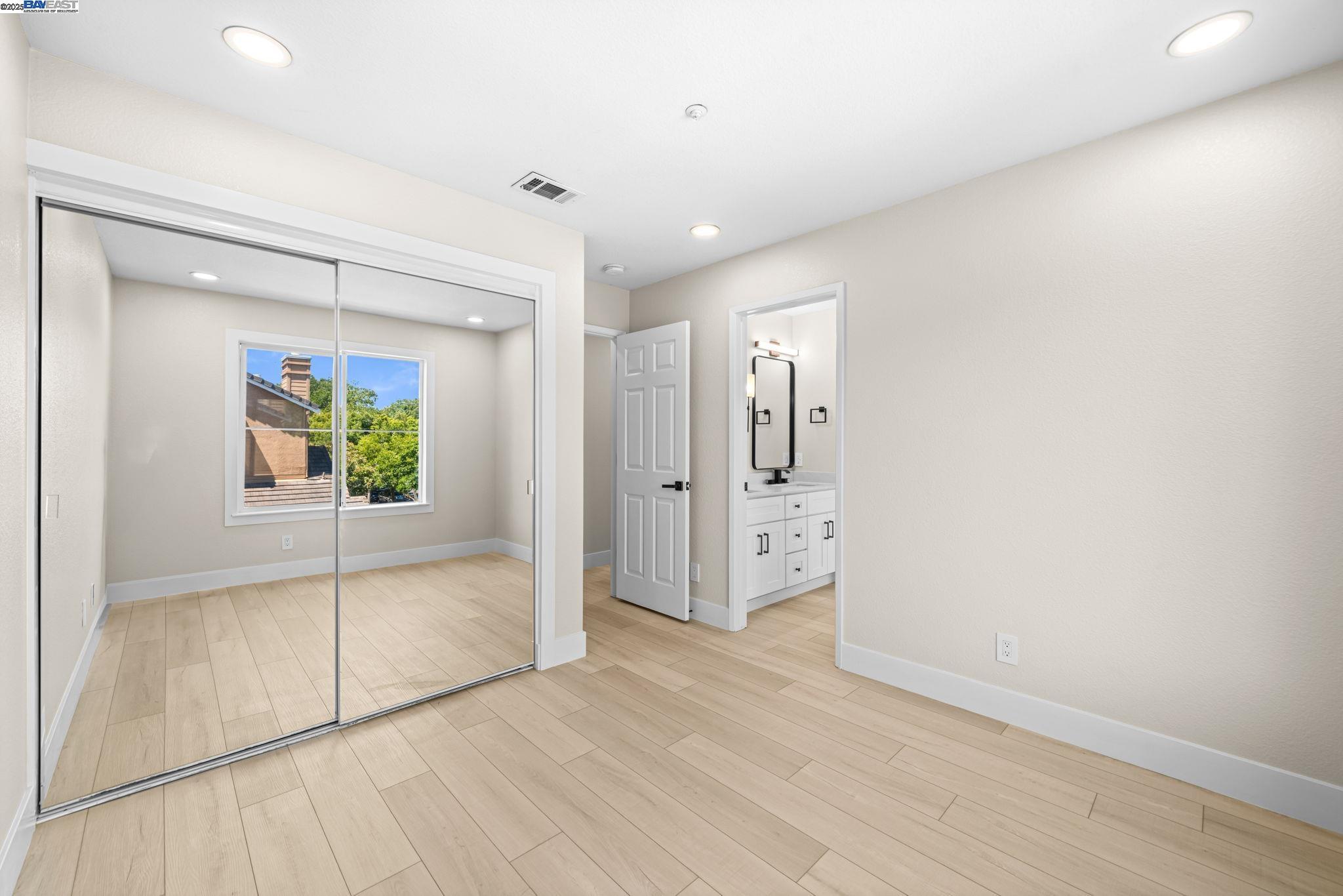 Dublin, California, 94568, United States, 3 Bedrooms Bedrooms, ,3 BathroomsBathrooms,Residential,For Sale,2006259