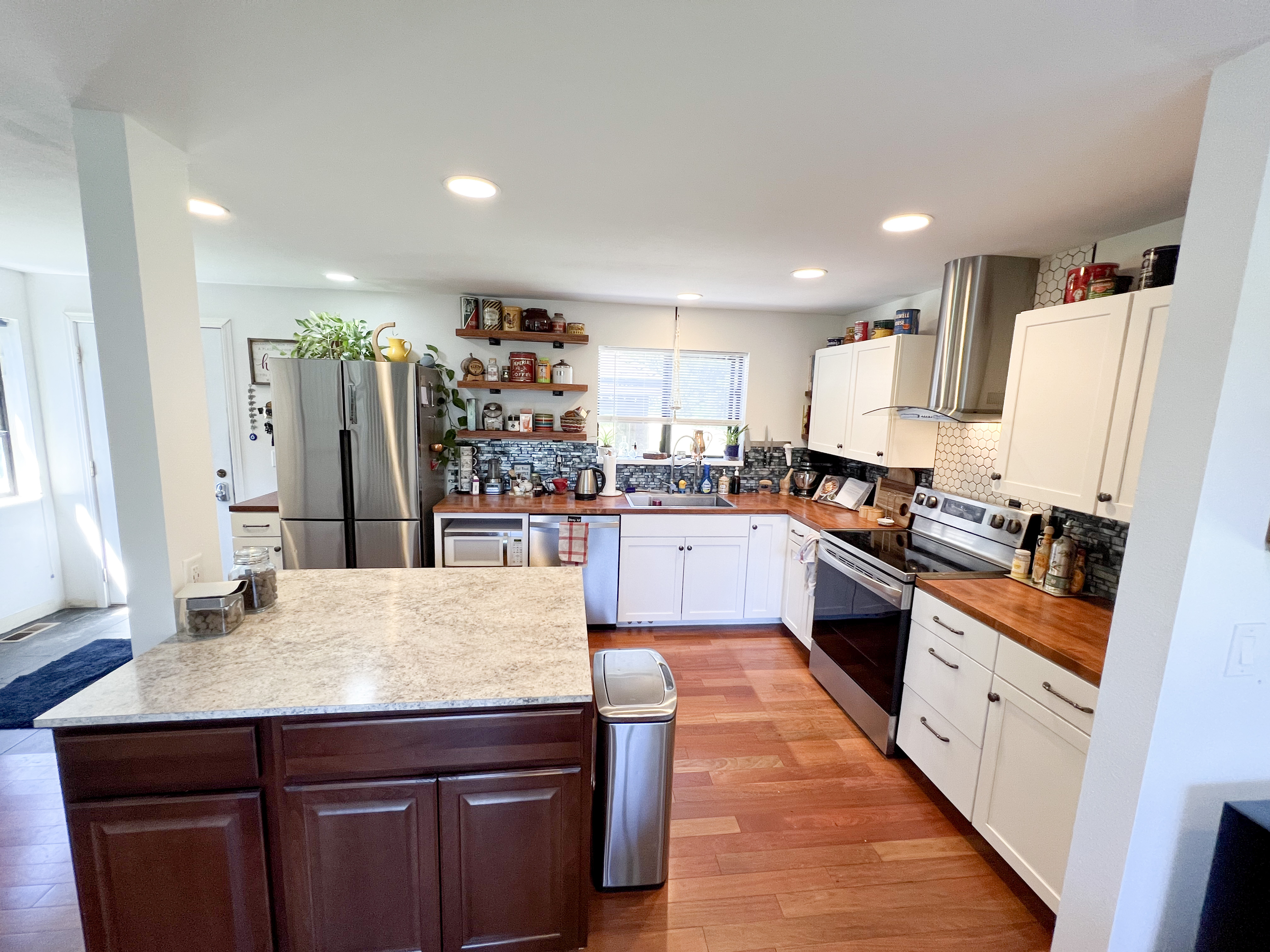 Colville, Washington, 99114, United States, 3 Bedrooms Bedrooms, ,2 BathroomsBathrooms,Residential,For Sale,1927718