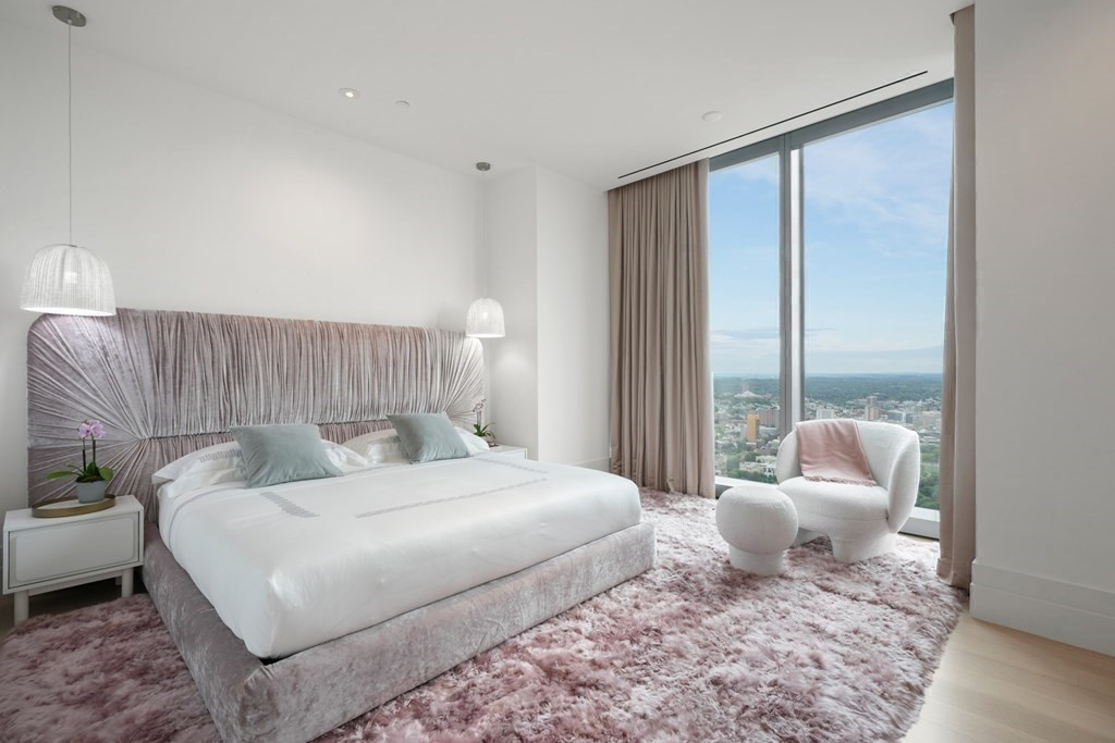 Boston, Massachusetts, 02199, United States, 5 Bedrooms Bedrooms, ,8 BathroomsBathrooms,Residential,For Sale,1906314