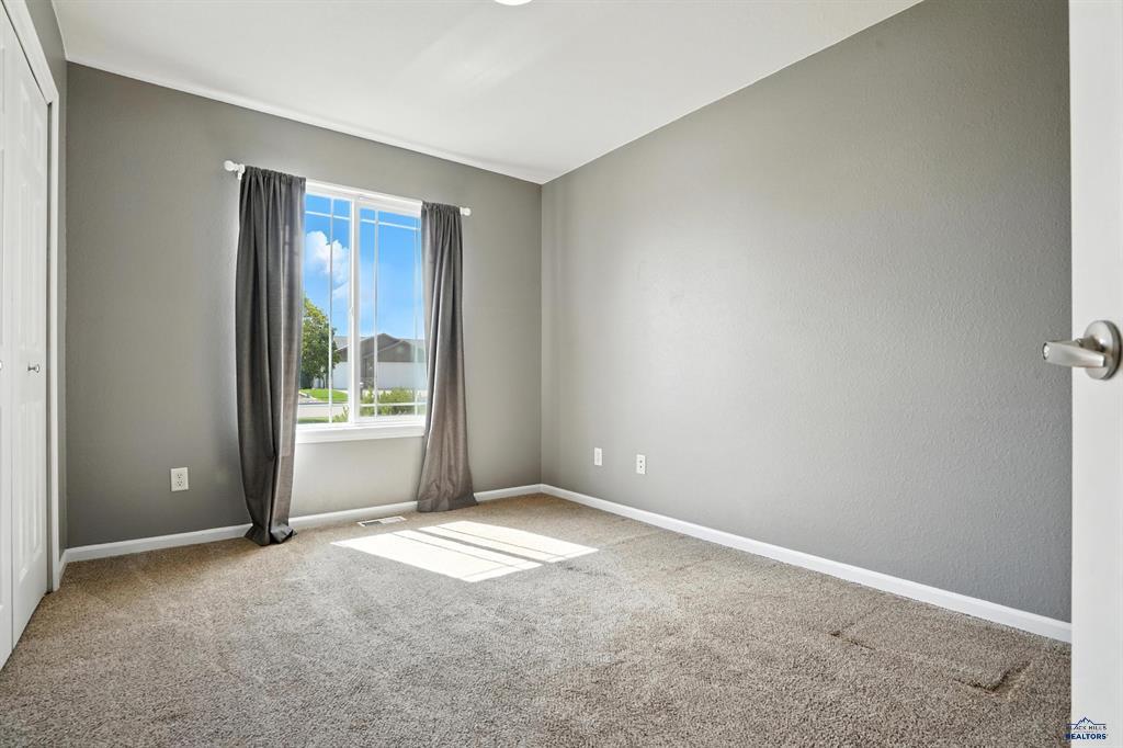 Rapid City, South Dakota, 57702, United States, 5 Bedrooms Bedrooms, ,3 BathroomsBathrooms,Residential,For Sale,1980824