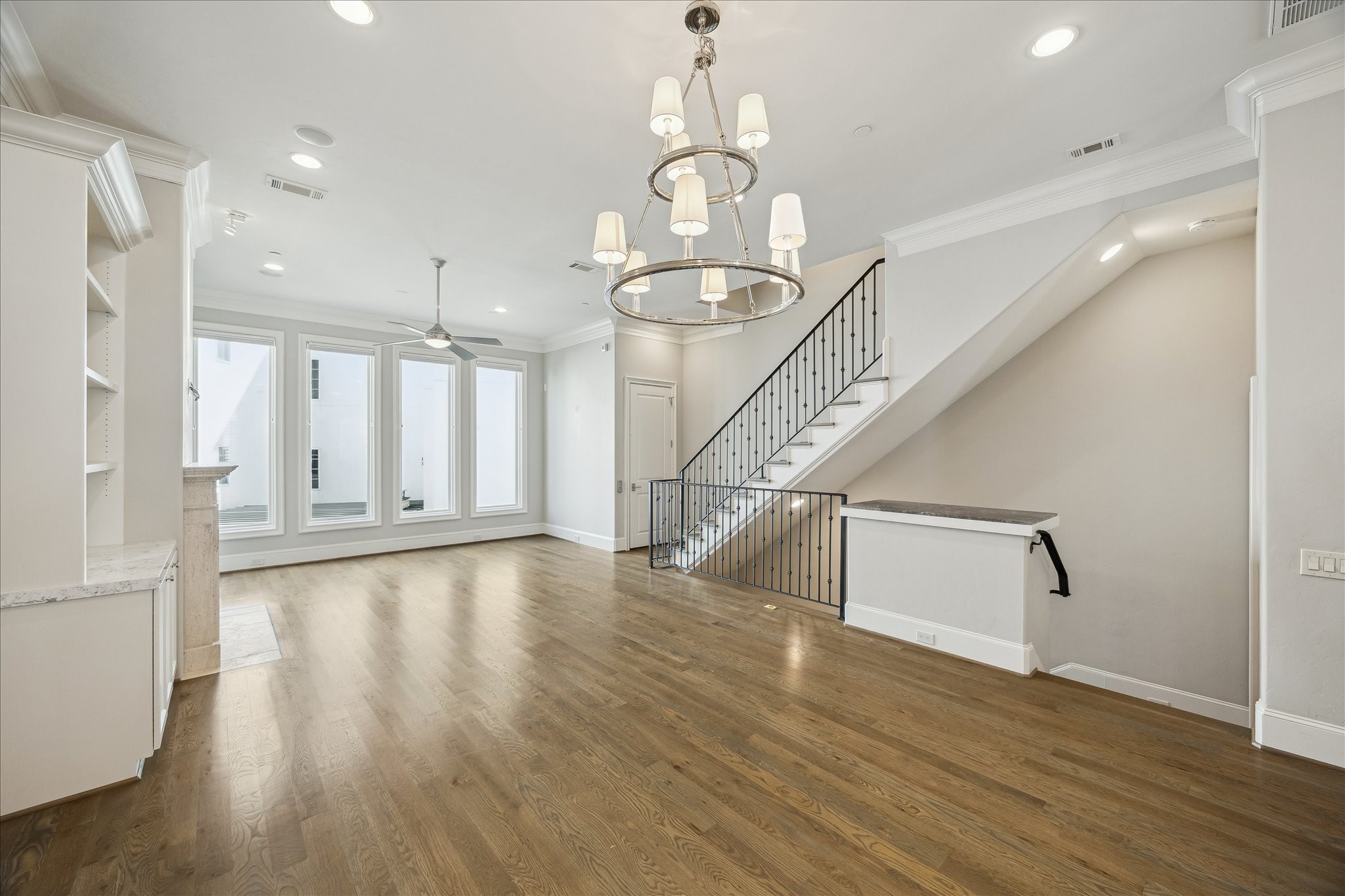  5327 Paseo Caceres Drive - 物件實景