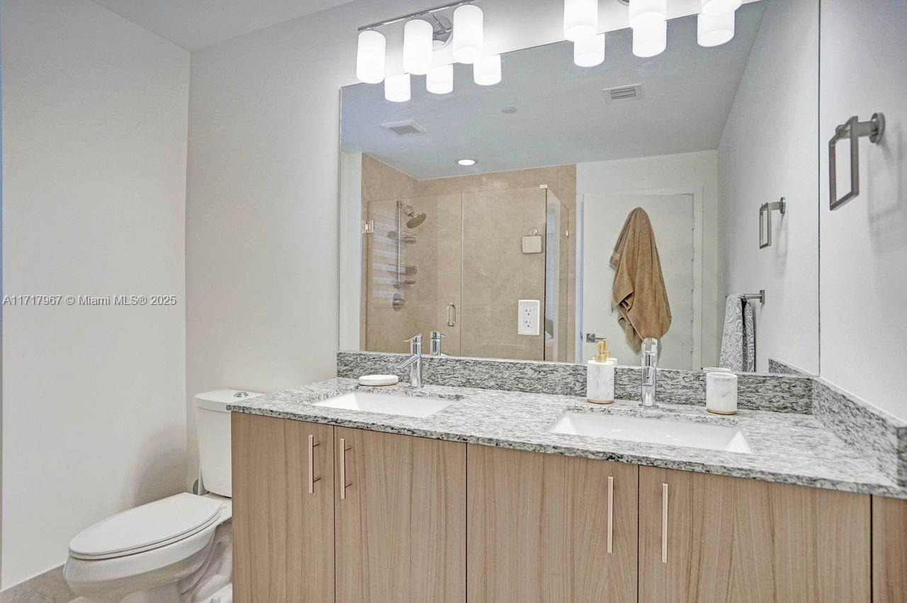 5350 NW 84th Ave Unit 901, Doral, Florida, 33166, United States, 3 Bedrooms Bedrooms, ,3 BathroomsBathrooms,Residential,For Sale,5350 NW 84th Ave Unit 901,1679043