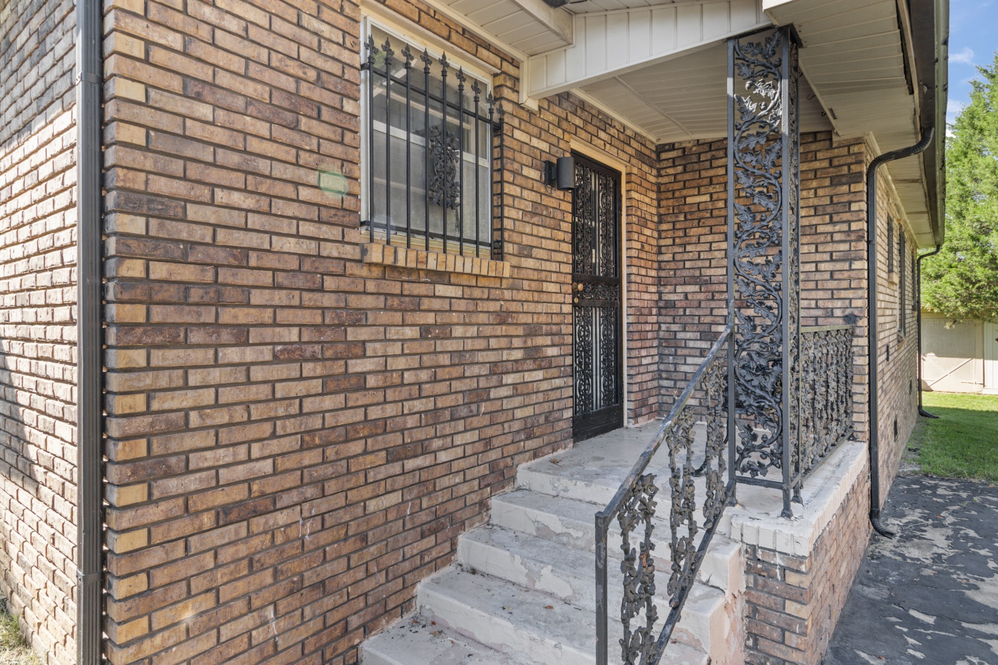 Poplar St, Clarksville, TN 37040 #1