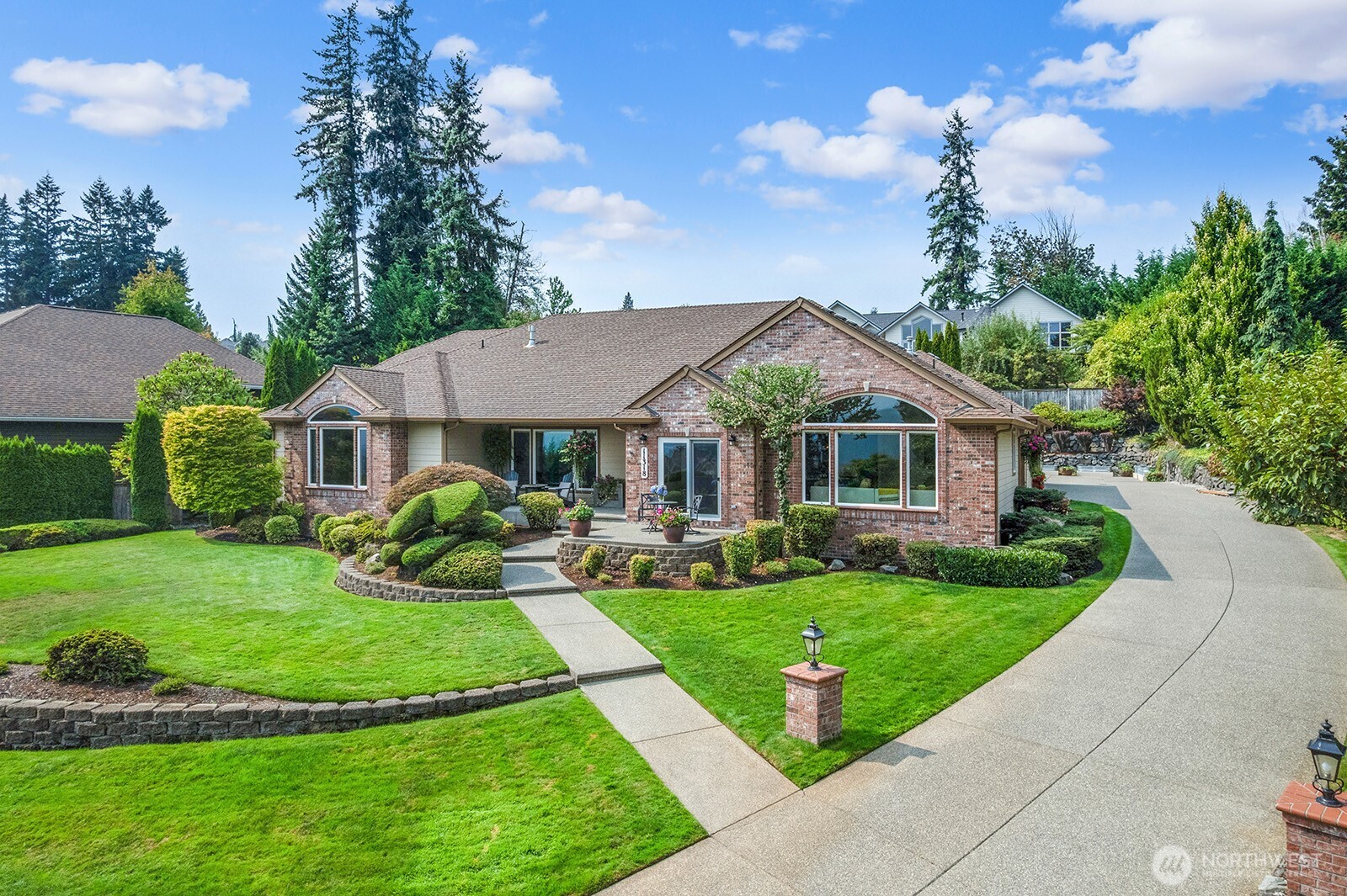 Puyallup, Washington, 98374, United States, 4 Bedrooms Bedrooms, ,3 BathroomsBathrooms,Residential,For Sale,1949805