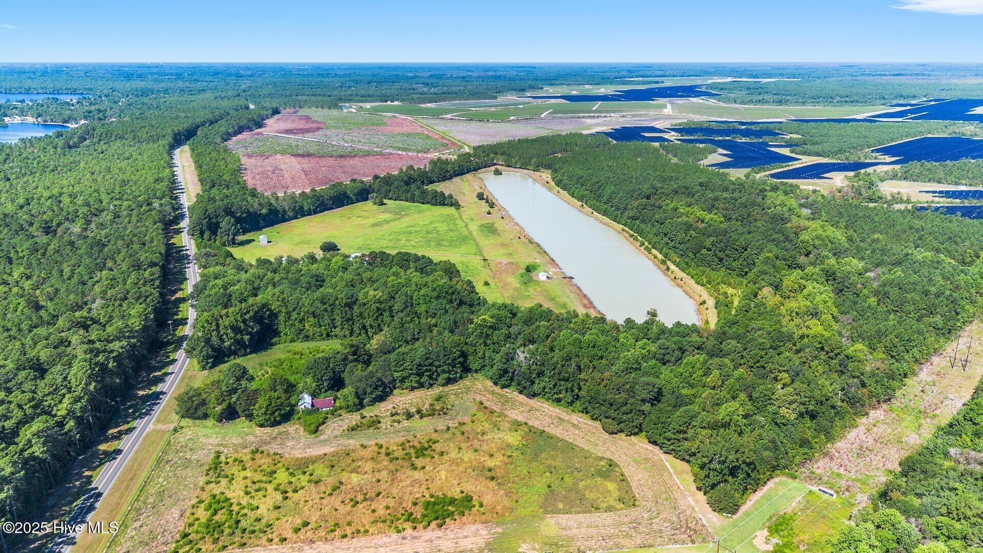 Harrells, North Carolina, 28444, United States, 4 Bedrooms Bedrooms, ,5 BathroomsBathrooms,Residential,For Sale,1955084