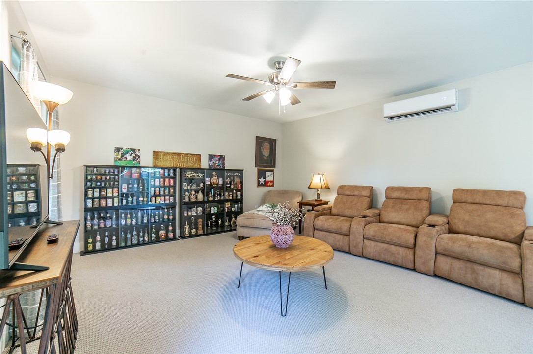 Bella Vista, Arkansas, 72714, United States, 3 Bedrooms Bedrooms, ,3 BathroomsBathrooms,Residential,For Sale,1959156