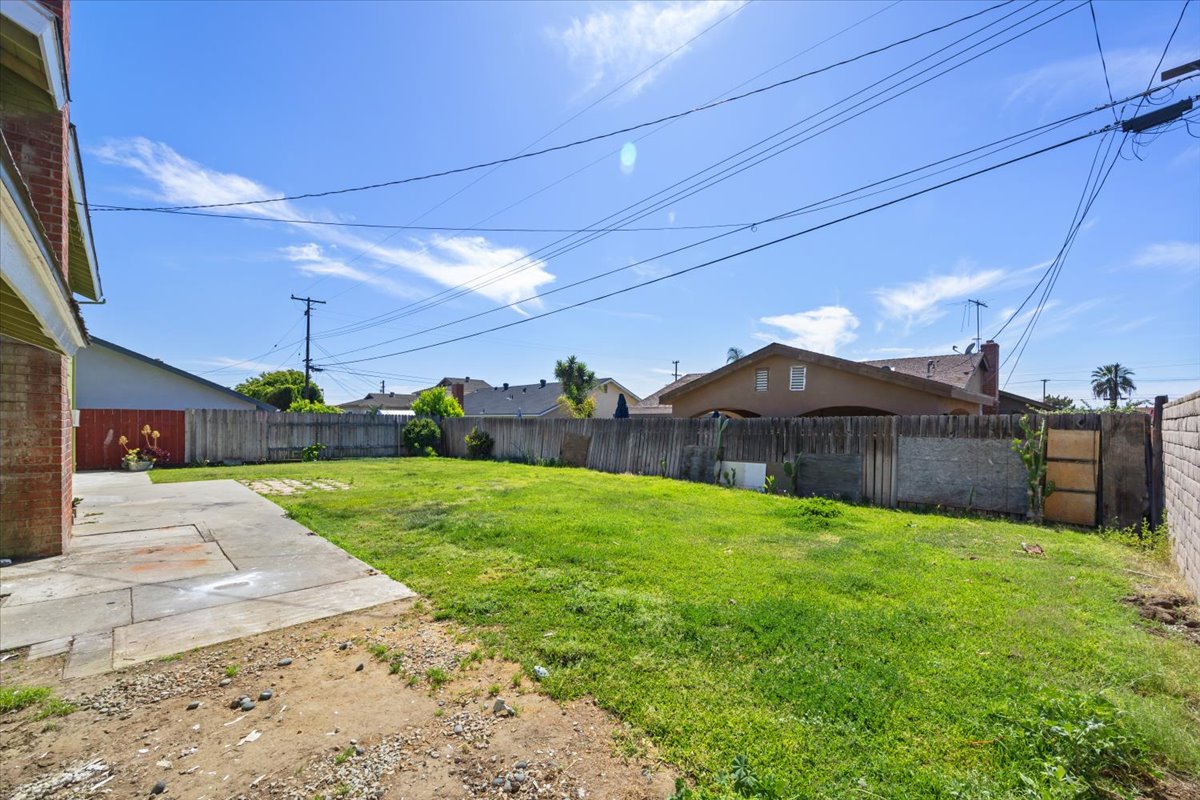Chino, California, 91710, United States, 5 Bedrooms Bedrooms, ,3 BathroomsBathrooms,Residential,For Sale,1943036