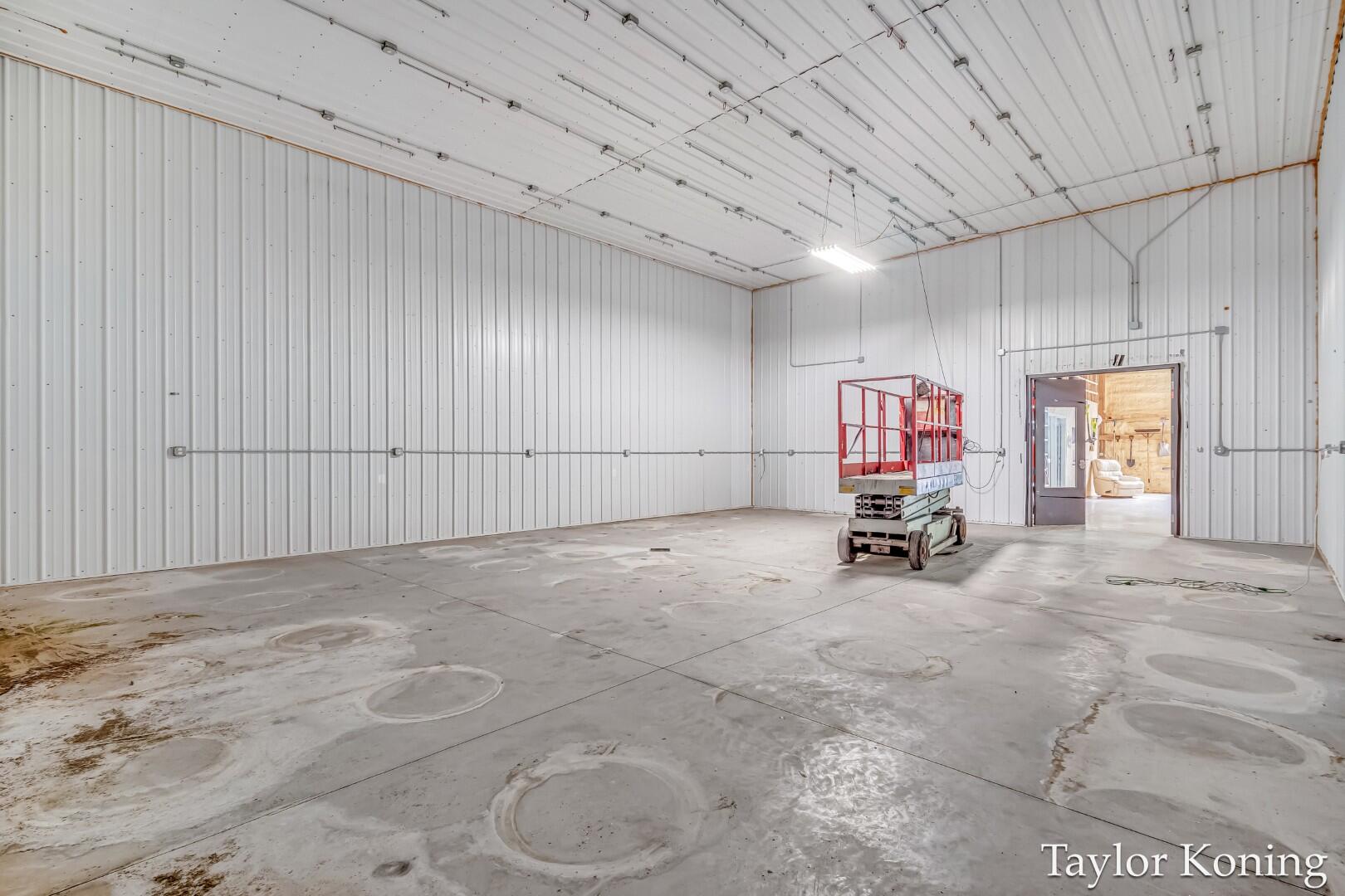 Hart, Michigan, 49420, United States, 2 Bedrooms Bedrooms, ,2 BathroomsBathrooms,Residential,For Sale,1949749