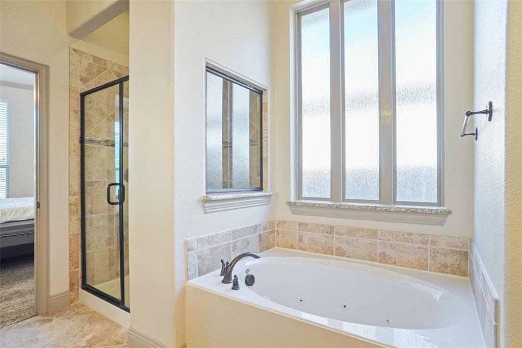 Lewisville, Texas, 75067, United States, 3 Bedrooms Bedrooms, ,3 BathroomsBathrooms,Residential,For Sale,1975272