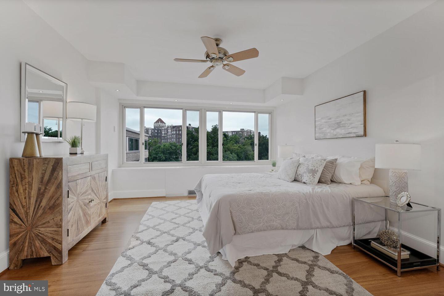 Washington, District of Columbia, 20016, United States, 3 Bedrooms Bedrooms, ,3 BathroomsBathrooms,Residential,For Sale,1895672