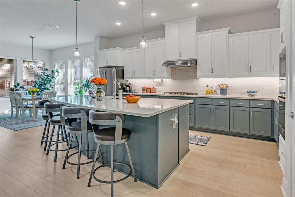 Arlington, Texas, 76005, United States, 3 Bedrooms Bedrooms, ,2 BathroomsBathrooms,Residential,For Sale,1902792