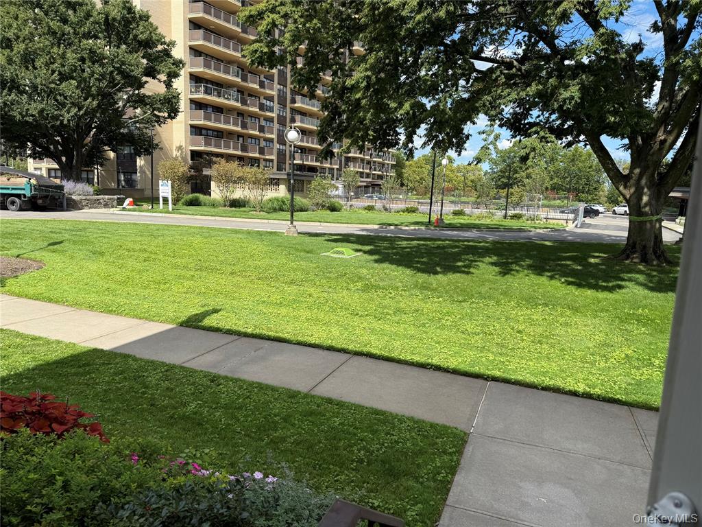 Bayside, New York, 11360, United States, 3 Bedrooms Bedrooms, ,3 BathroomsBathrooms,Residential,For Sale,1937207
