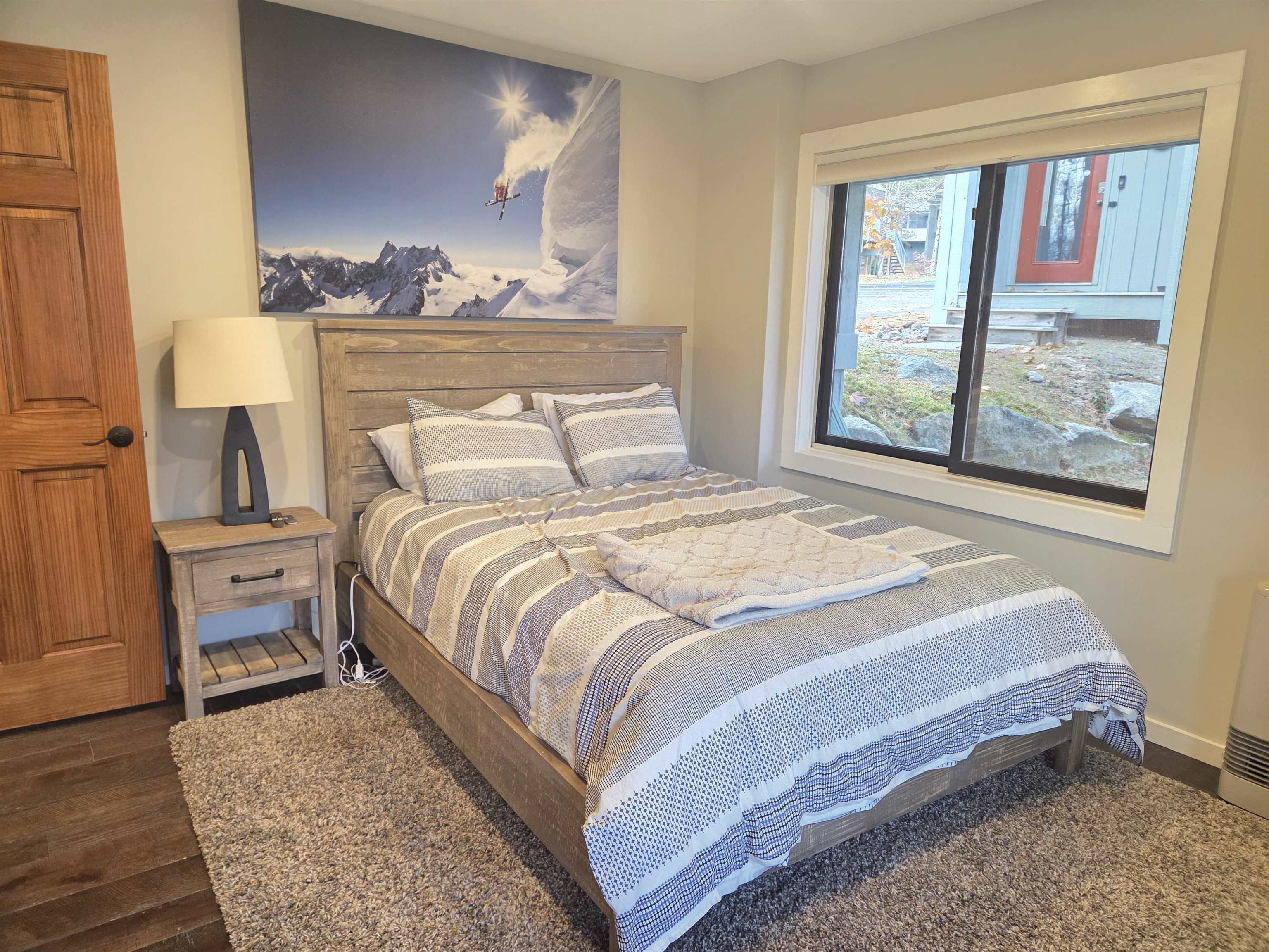 Lincoln, New Hampshire, 03251, United States, 3 Bedrooms Bedrooms, ,2 BathroomsBathrooms,Residential,For Sale,1987969