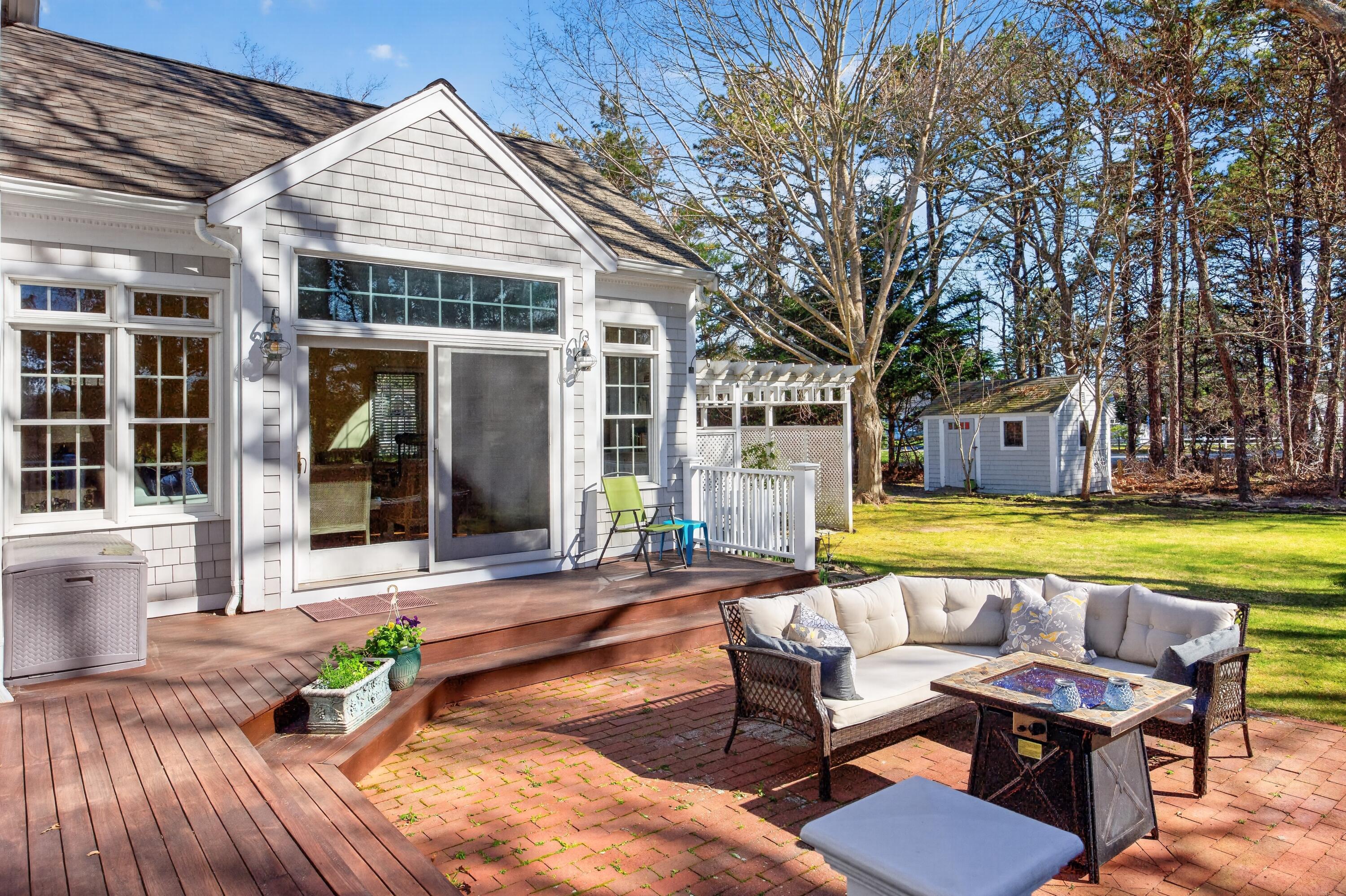  127 Uncle Barneys Road, West Dennis, MA, 02670 - 物件實景