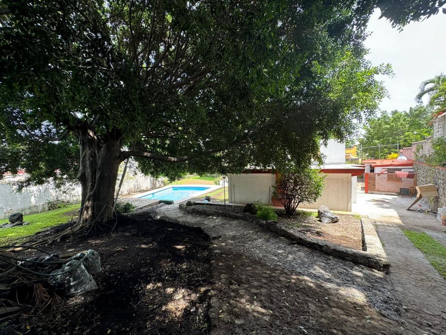 Tabachin, Cuernavaca, Morelos, 62343, Mexico, 4 Bedrooms Bedrooms, ,4 BathroomsBathrooms,Residential,For Sale,Tabachin,1620946