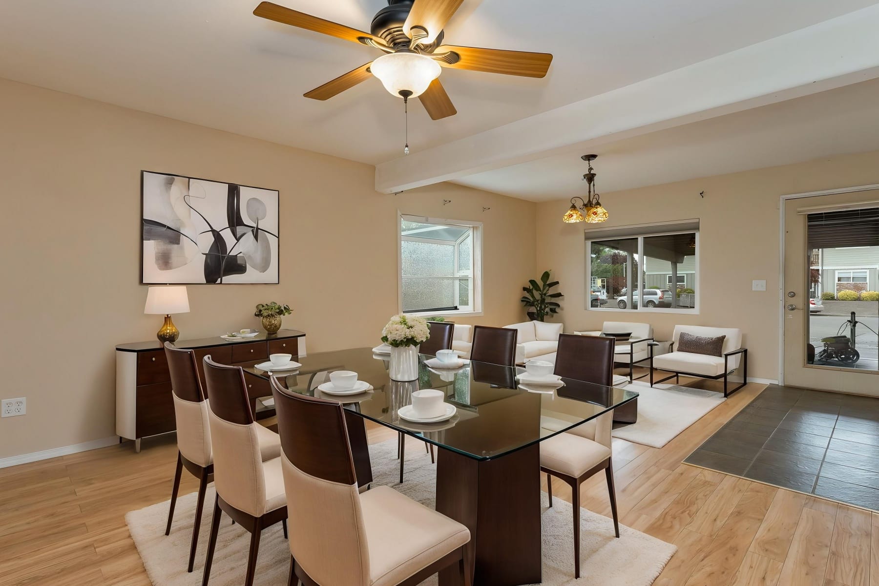  2024 NE POYNTER ST Hillsboro, OR 97124 - 物件實景
