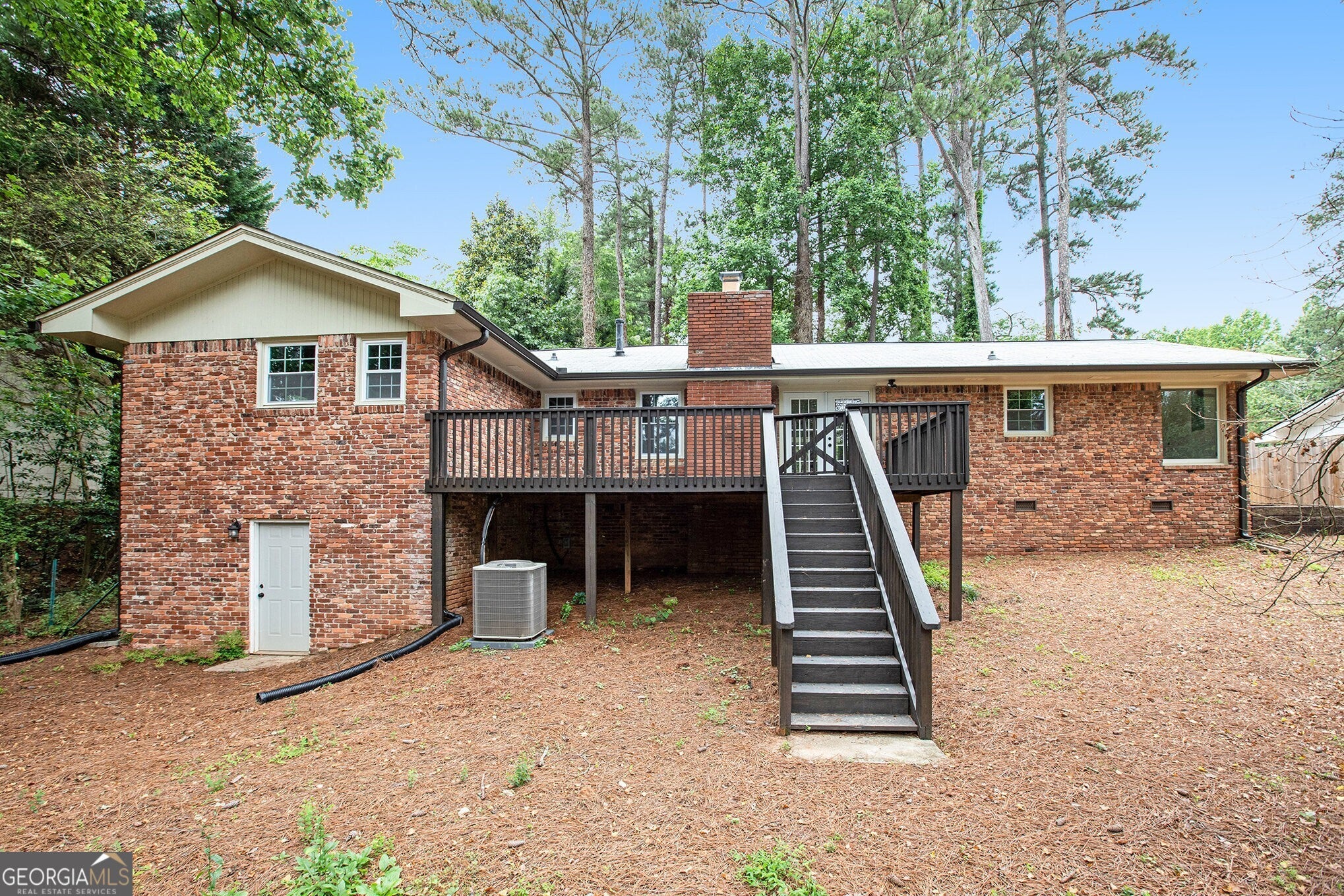 Dunwoody, Georgia, 30360, United States, 3 Bedrooms Bedrooms, ,2 BathroomsBathrooms,Residential,For Sale,1859063