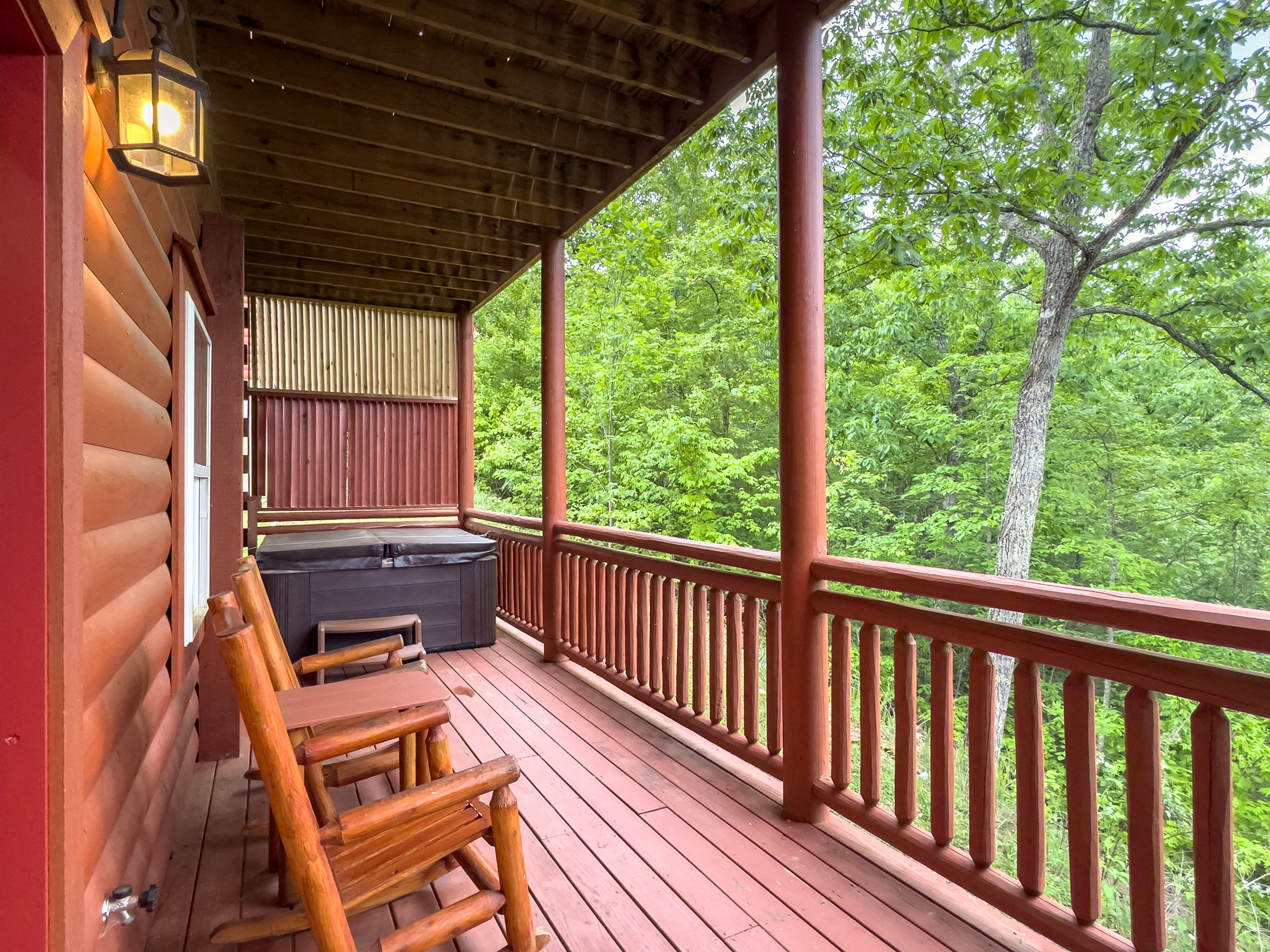 Sevierville, Tennessee, 37862, United States, 6 Bedrooms Bedrooms, ,7 BathroomsBathrooms,Residential,For Sale,1798299