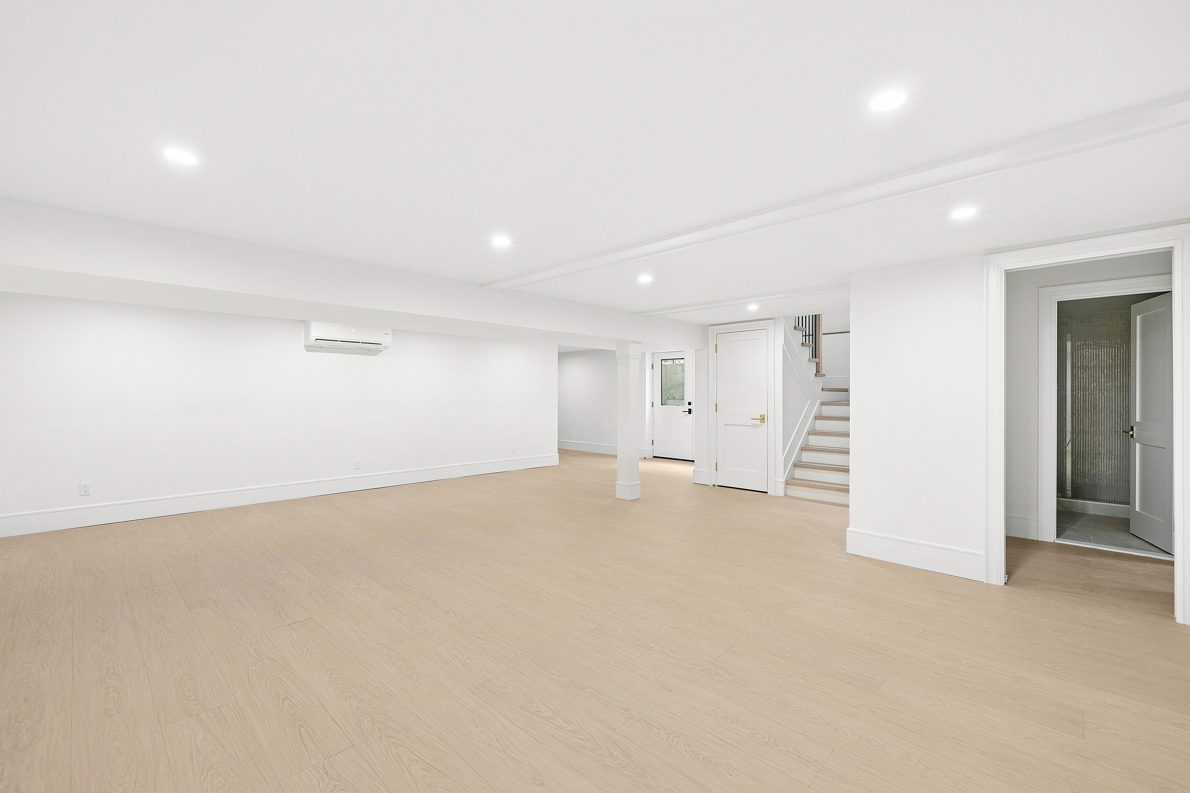  8 Club Road, Sea Cliff, NY 11579 - 物件實景