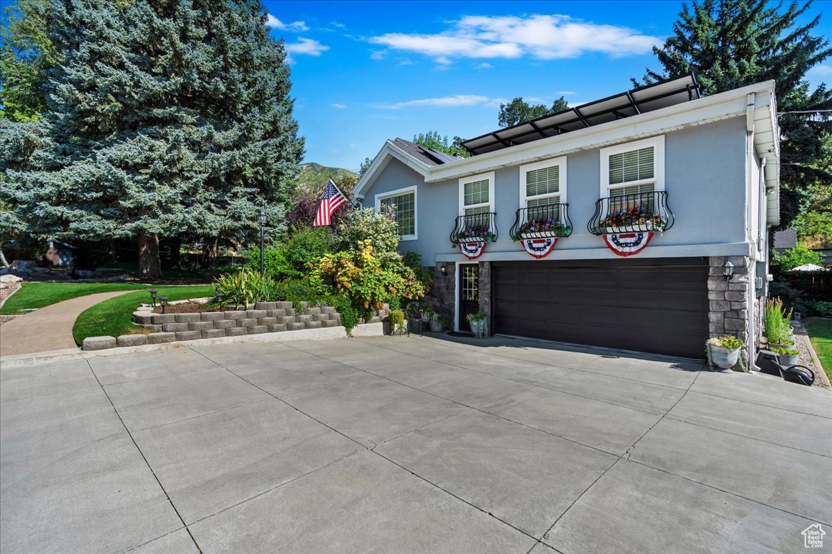 Uintah, Utah, 84403, United States, 4 Bedrooms Bedrooms, ,1 BathroomBathrooms,Residential,For Sale,1874863