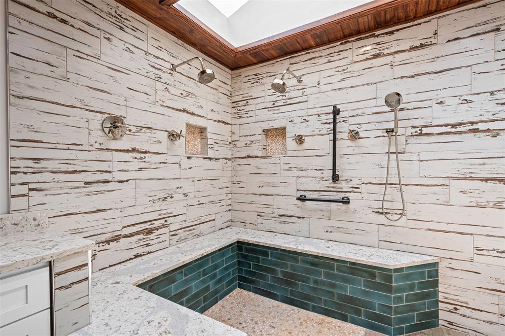 Cleburne, Texas, 76031, United States, 4 Bedrooms Bedrooms, ,3 BathroomsBathrooms,Residential,For Sale,1918510
