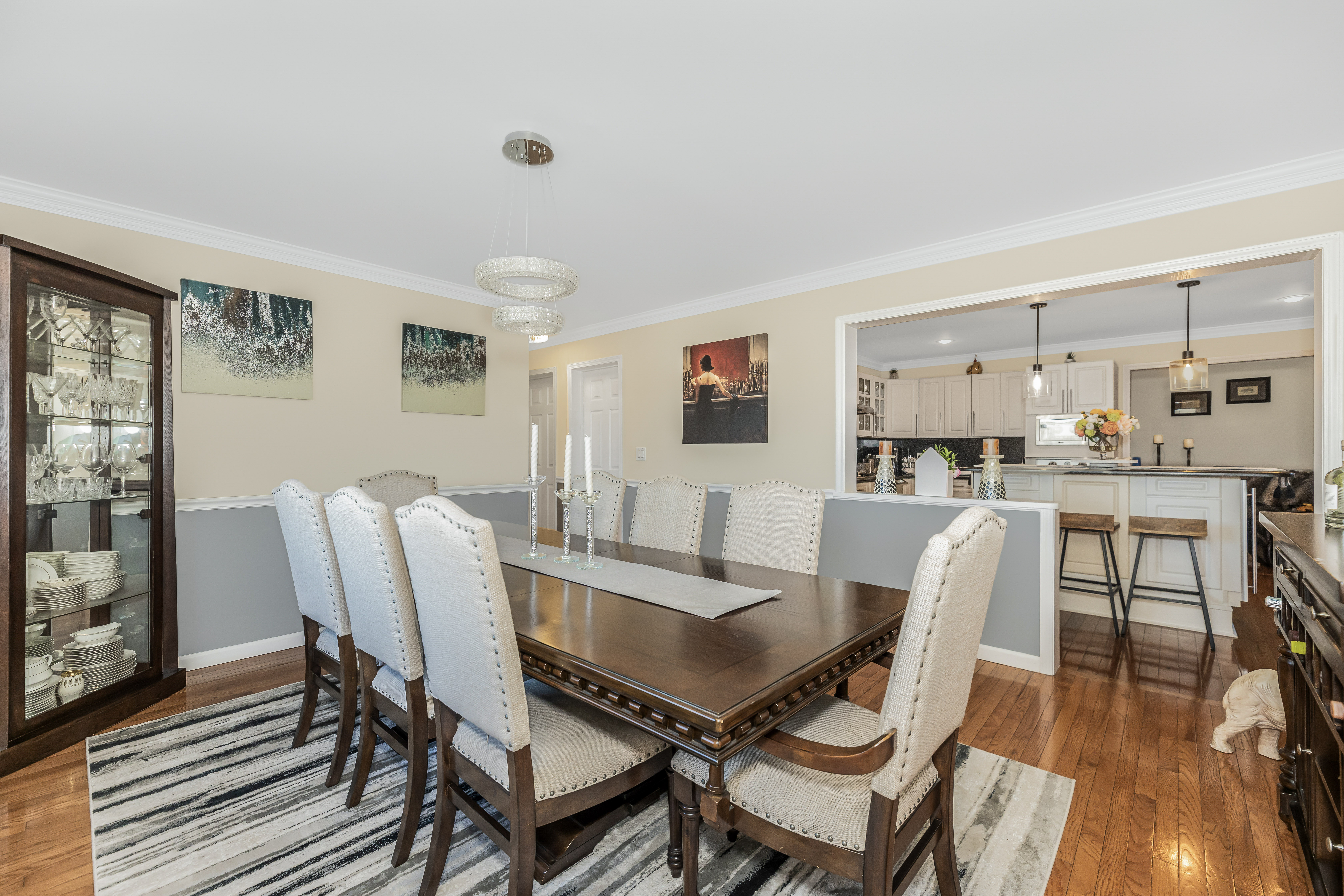 Yonkers, New York, 10703, United States, 4 Bedrooms Bedrooms, ,2 BathroomsBathrooms,Residential,For Sale,1825129