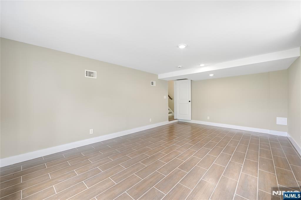 Dumont, New Jersey, 07628, United States, 4 Bedrooms Bedrooms, ,3 BathroomsBathrooms,Residential,For Sale,1906852
