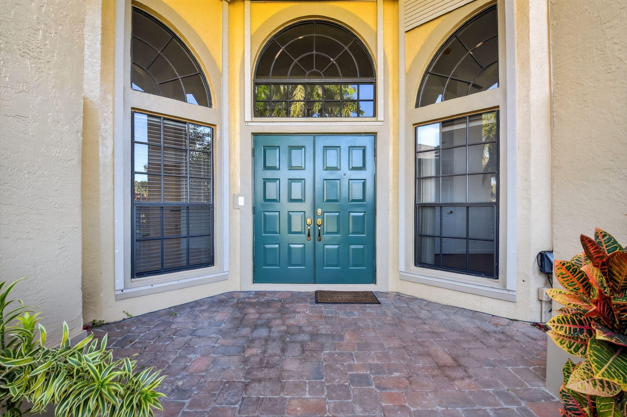 Royal Palm Beach, Florida, 33411, United States, 3 Bedrooms Bedrooms, ,2 BathroomsBathrooms,Residential,For Sale,1992913