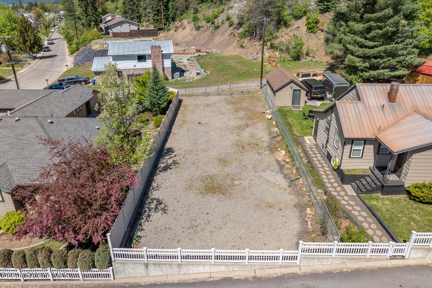Kellogg, Idaho, 83837, United States, 3 Bedrooms Bedrooms, ,3 BathroomsBathrooms,Residential,For Sale,1915228
