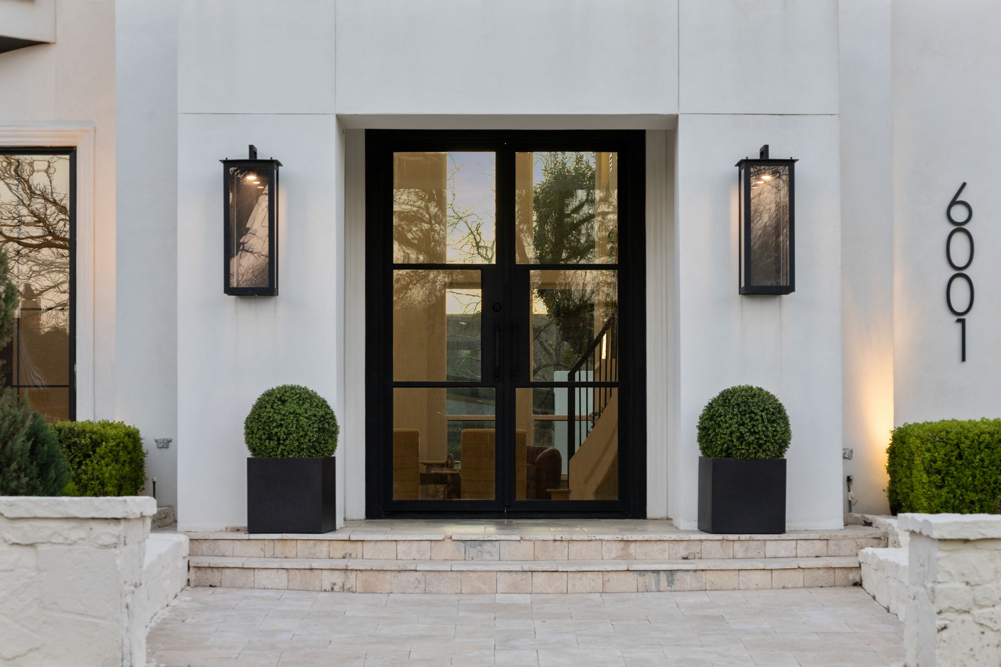  6001 Pine Valley Drive - 物件實景