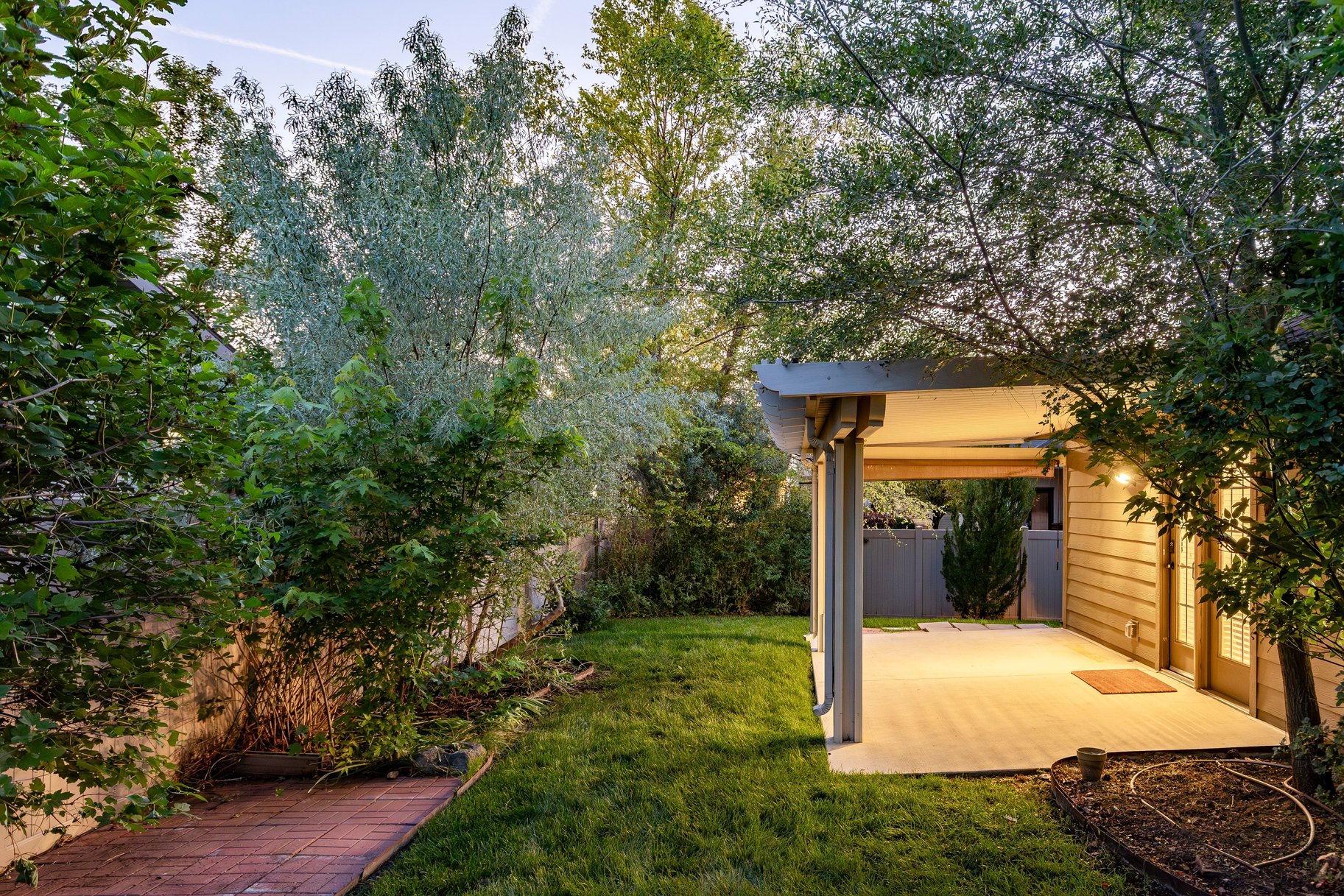  Exceptional Single-Level Living in One of Sandy