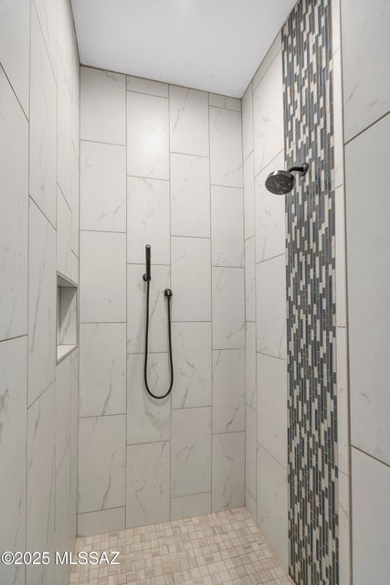 Oro Valley, Arizona, 85742, United States, 4 Bedrooms Bedrooms, ,4 BathroomsBathrooms,Residential,For Sale,1978963