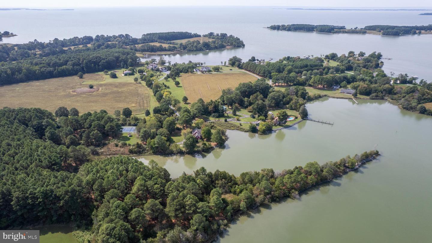 Royal Oak, Maryland, 21662, United States, 3 Bedrooms Bedrooms, ,4 BathroomsBathrooms,Residential,For Sale,1991591