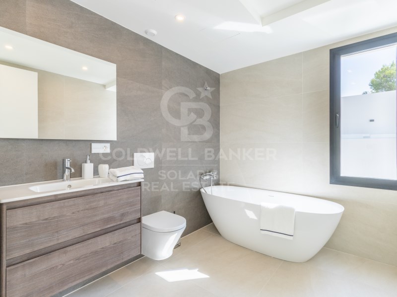 Alicante, J?vea / X?bia, Monta?ar-El Arenal, Parqu, Jávea / Xàbia, Comunidad Valenciana, ES, 3 Bedrooms Bedrooms, ,3 BathroomsBathrooms,Residential,For Sale,Alicante, J?vea / X?bia, Monta?ar-El Arenal, Parqu,1618428