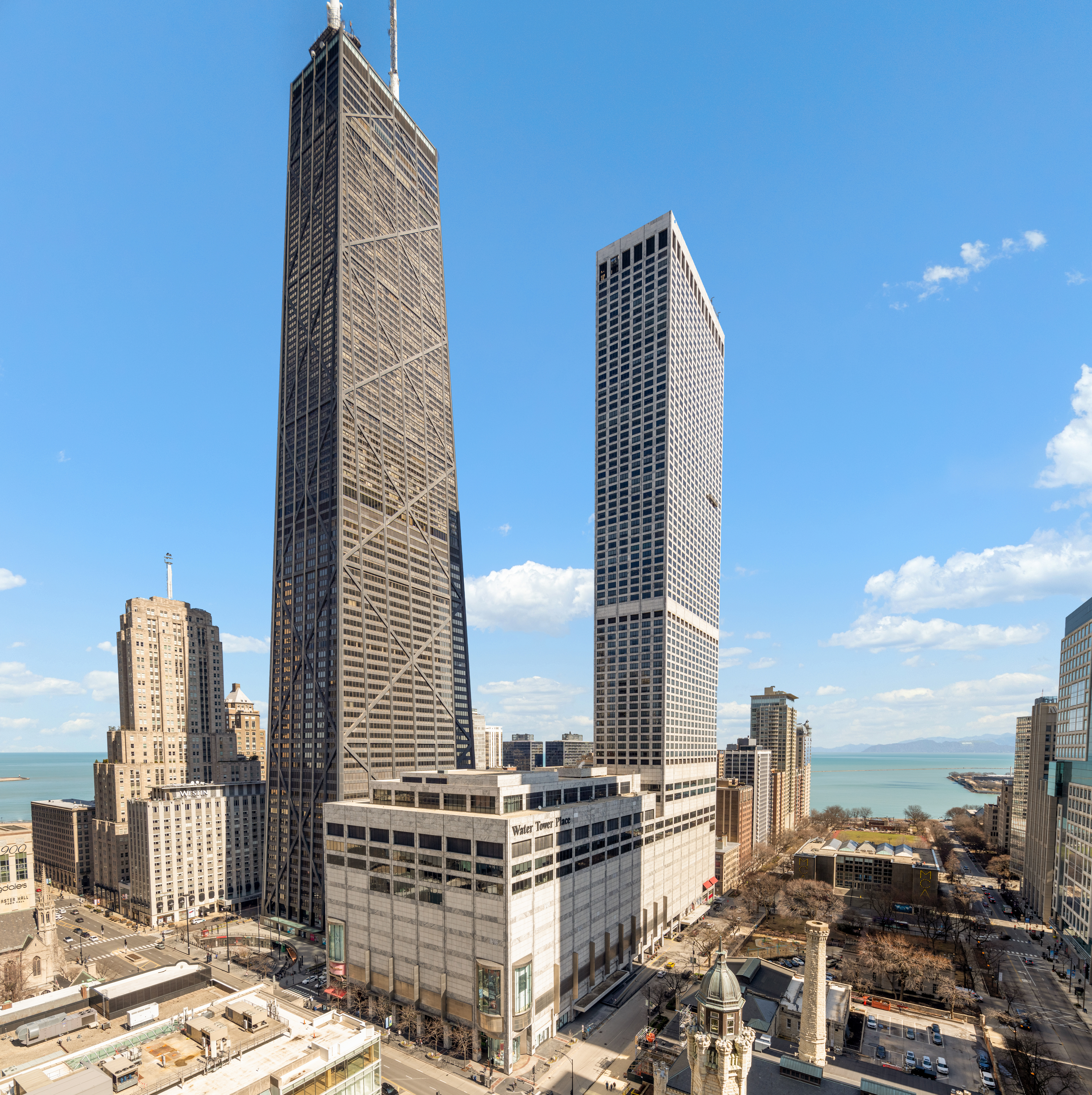  Experience Refined City Living in this Exquisitely Updated Residence - 物件實景