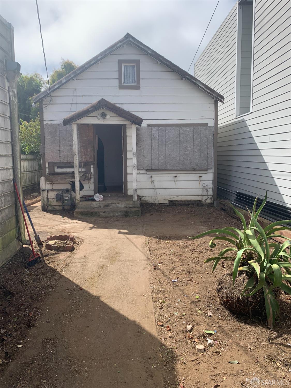 San Francisco, California, 94112, United States, 1 Bedroom Bedrooms, ,1 BathroomBathrooms,Residential,For Sale,1924913