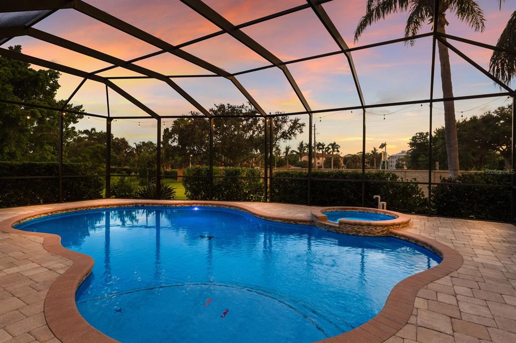 Bradenton, Florida, 34209, United States, 5 Bedrooms Bedrooms, ,3 BathroomsBathrooms,Residential,For Sale,1916938
