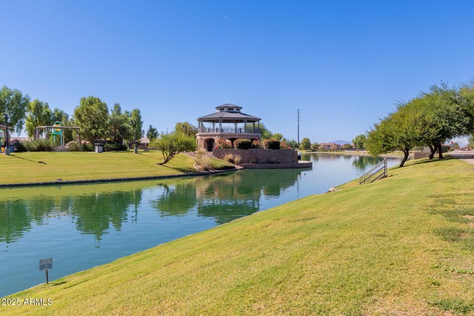 Chandler, Arizona, 85286, United States, 4 Bedrooms Bedrooms, ,Residential,For Sale,1976869