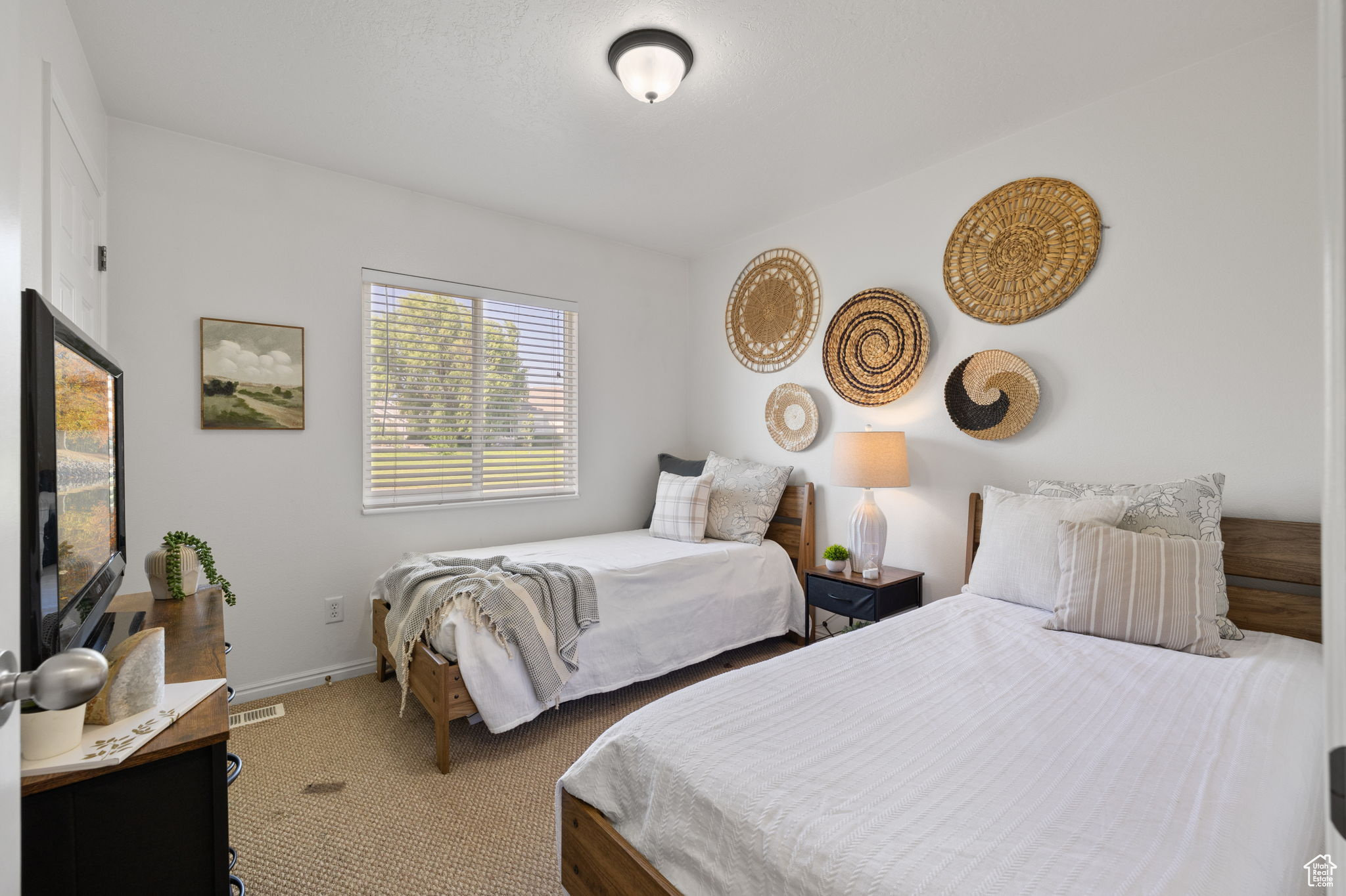 Saratoga Springs, Utah, 84045, United States, 3 Bedrooms Bedrooms, ,2 BathroomsBathrooms,Residential,For Sale,1911189