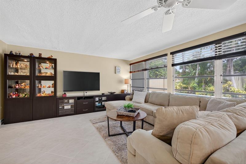 Fort Lauderdale, Florida, 33308, United States, 4 Bedrooms Bedrooms, ,3 BathroomsBathrooms,Residential,For Sale,1912260