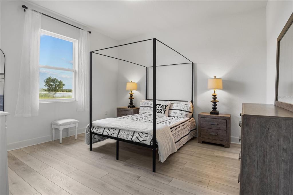 Winter Haven, Florida, 33881, United States, 4 Bedrooms Bedrooms, ,3 BathroomsBathrooms,Residential,For Sale,1957655