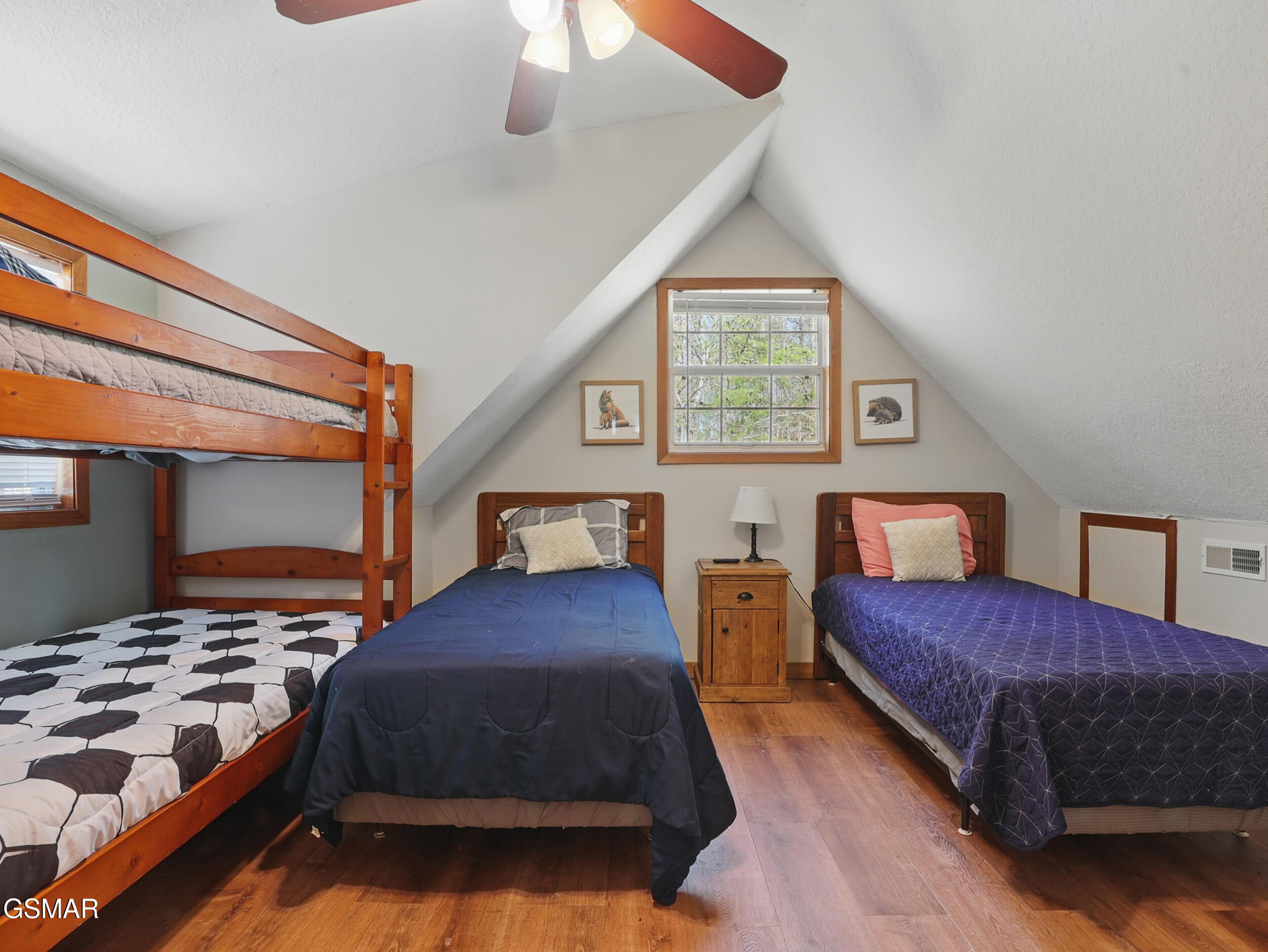Sevierville, Tennessee, 37862, United States, 4 Bedrooms Bedrooms, ,4 BathroomsBathrooms,Residential,For Sale,1928757