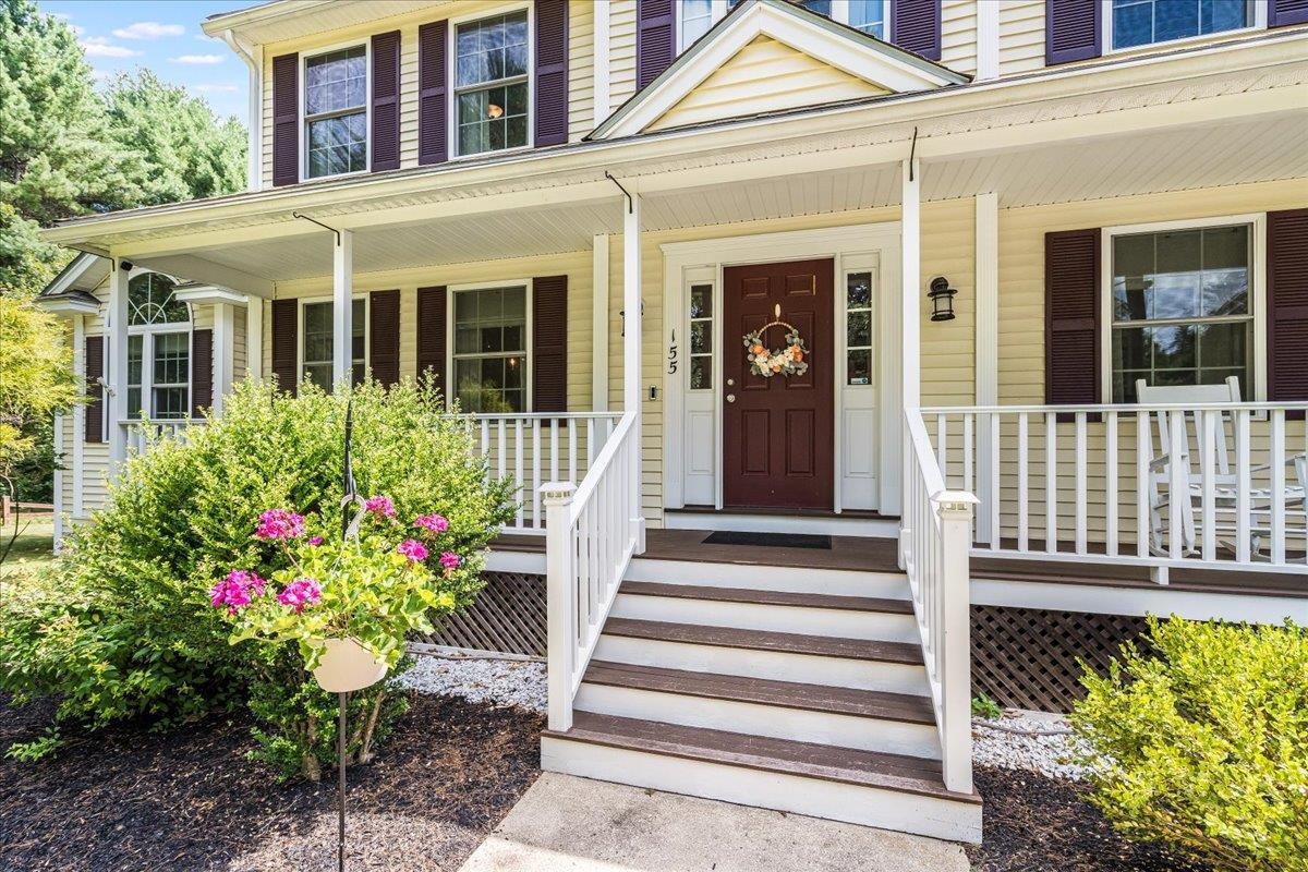 Bedford, New Hampshire, 03110, United States, 4 Bedrooms Bedrooms, ,3 BathroomsBathrooms,Residential,For Sale,1940392
