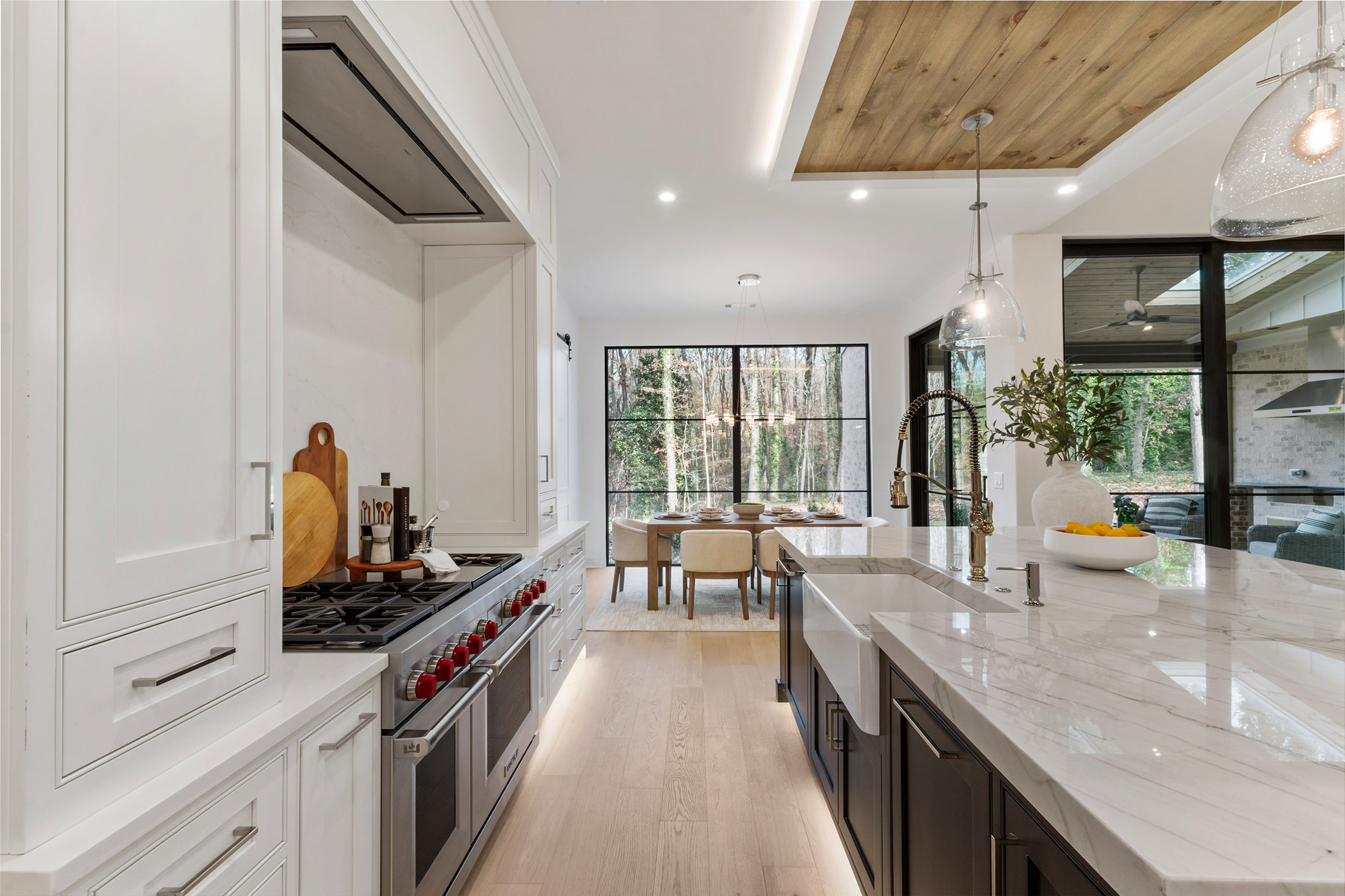  The Epitome of Alpharetta Luxury: Transitional Masterpiece in Garden District - 物件實景