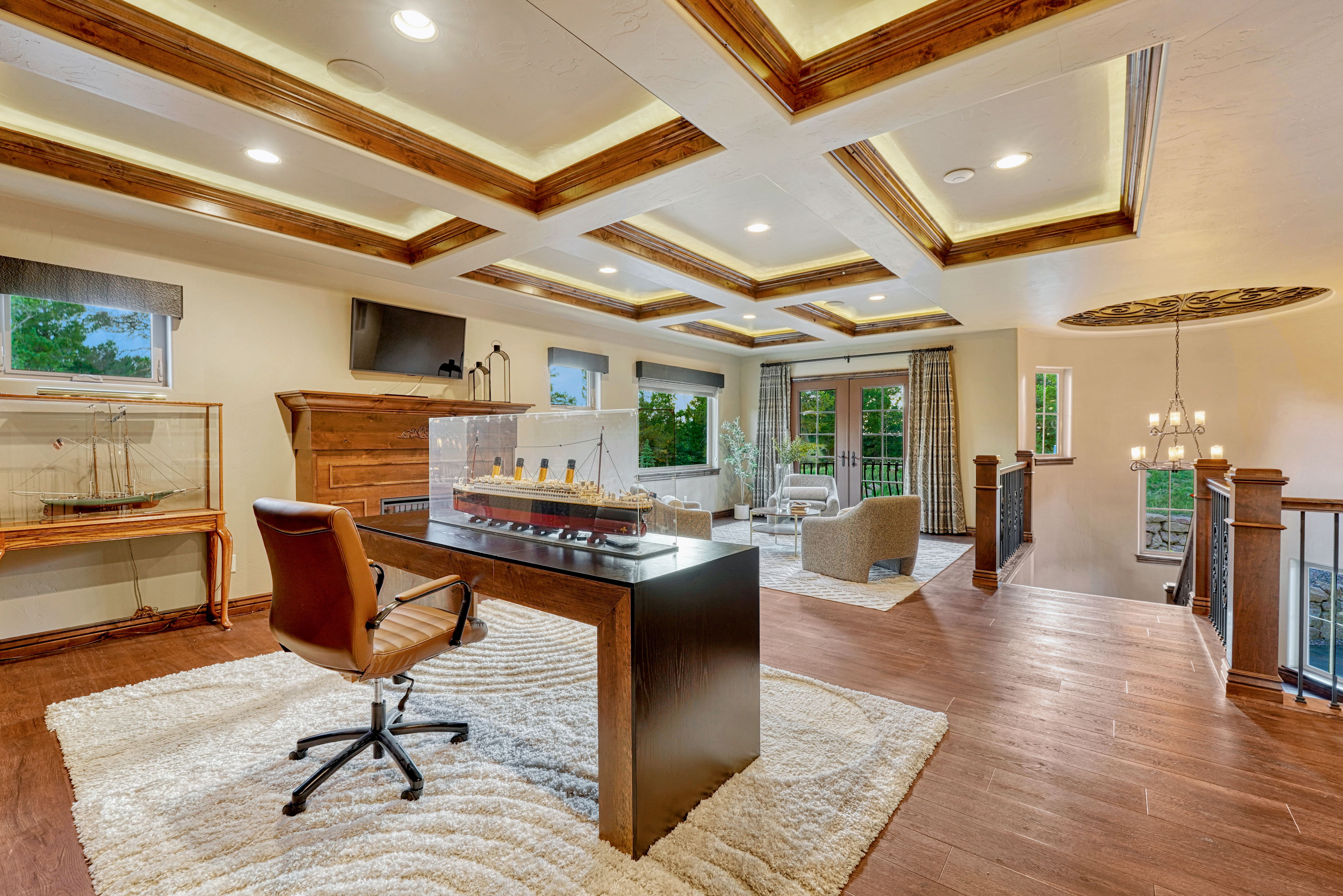  Luxury Retreat on 35 Acres - 物件實景