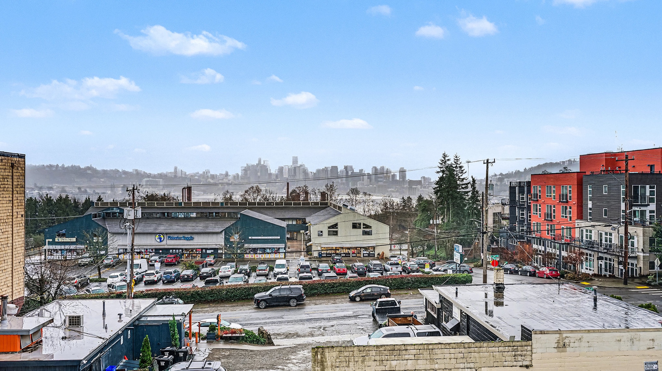  Sweeping Views in Wallingford - 物件實景