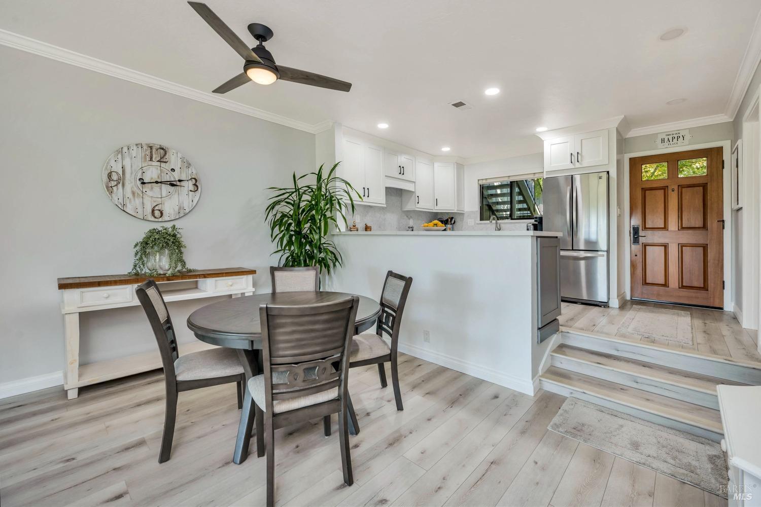 Napa, California, 94558, United States, 2 Bedrooms Bedrooms, ,2 BathroomsBathrooms,Residential,For Sale,1849906