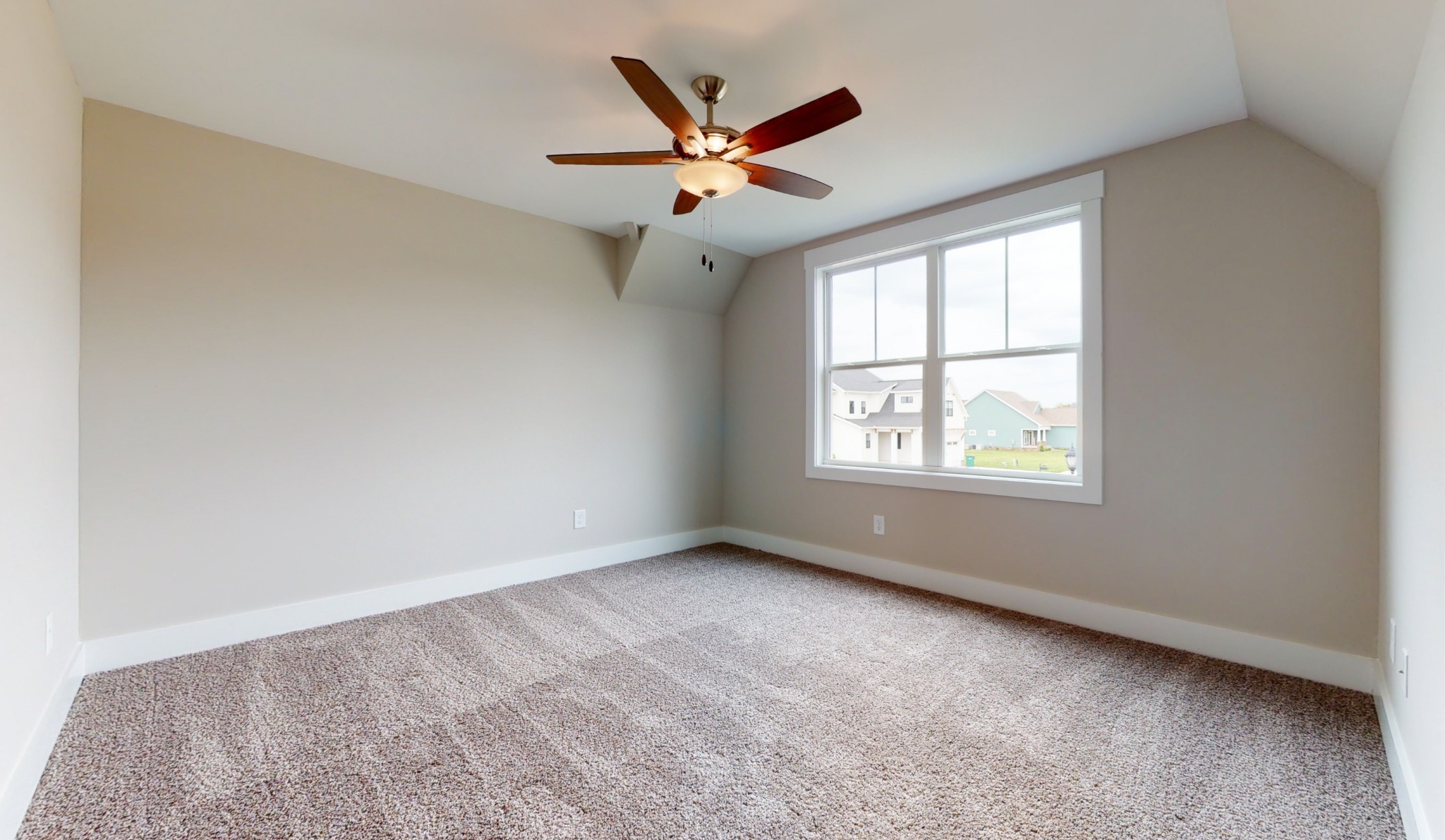 Winchester, Tennessee, 37398, United States, 4 Bedrooms Bedrooms, ,3 BathroomsBathrooms,Residential,For Sale,1980972