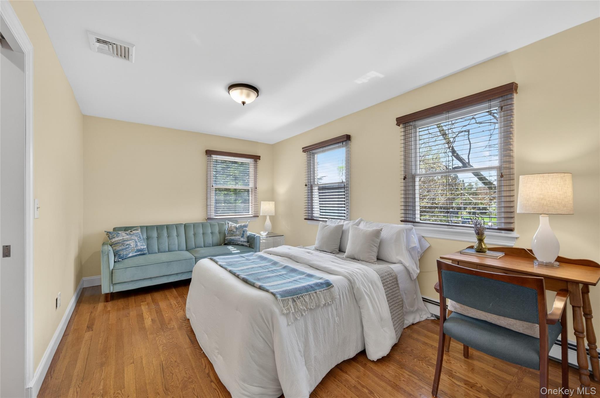  21 Midland Street, Cold Spring Harbor, NY 11724 - 物件實景